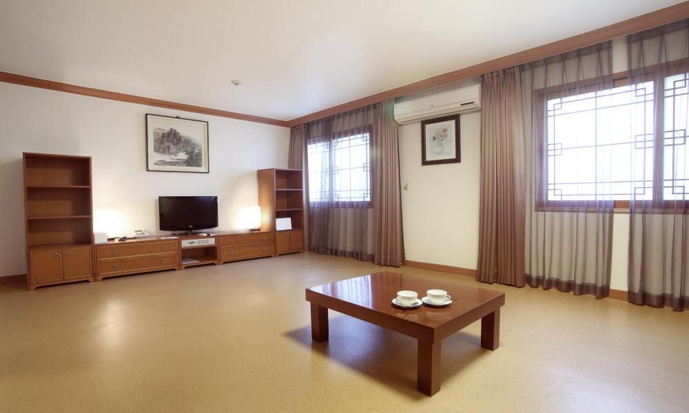 Admiral Hotel Geoje Exterior foto